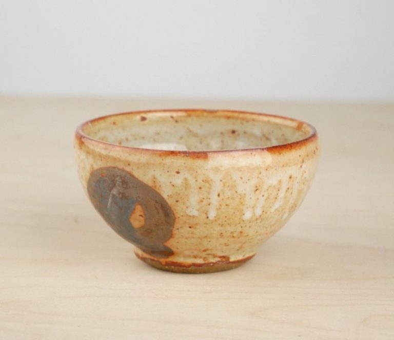 Can You Use Shino Glaze In An Electric Kiln?