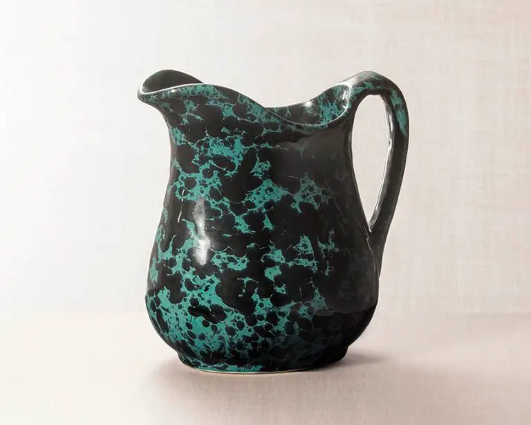 Is Bennington Pottery Handmade?