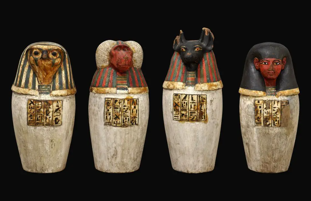 an example of an ancient egyptian vase artifact.