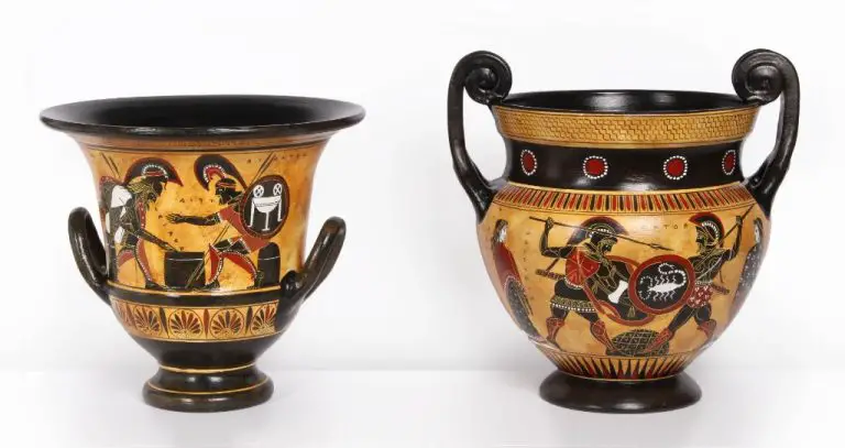 How Was Greek Pottery Different From Roman Pottery?