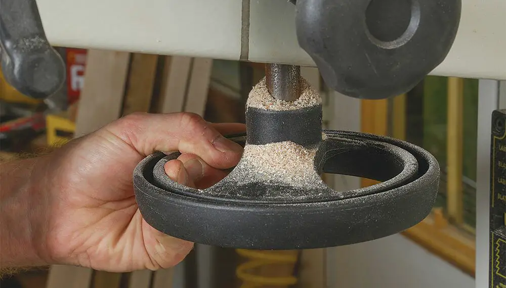 bandsaws allow knife makers to efficiently cut steel blanks from larger stock