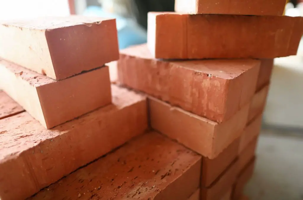 bricks with extremely high melting points can withstand the most intense heat