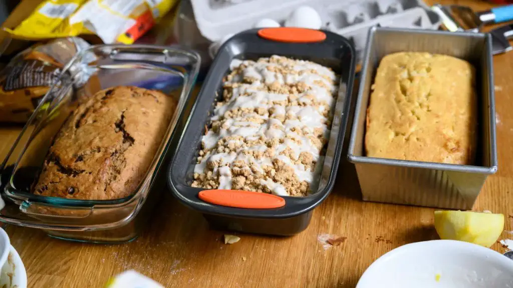 ceramic bread pans provide excellent heat retention for even baking.