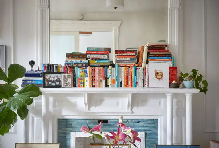 Are Bookshelves Still In Style?