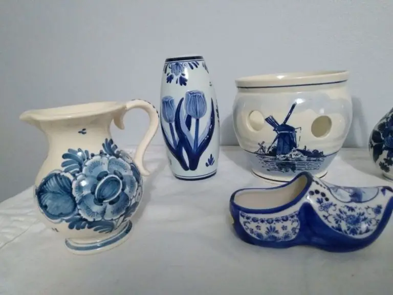 What Is Holland Delft Blue?