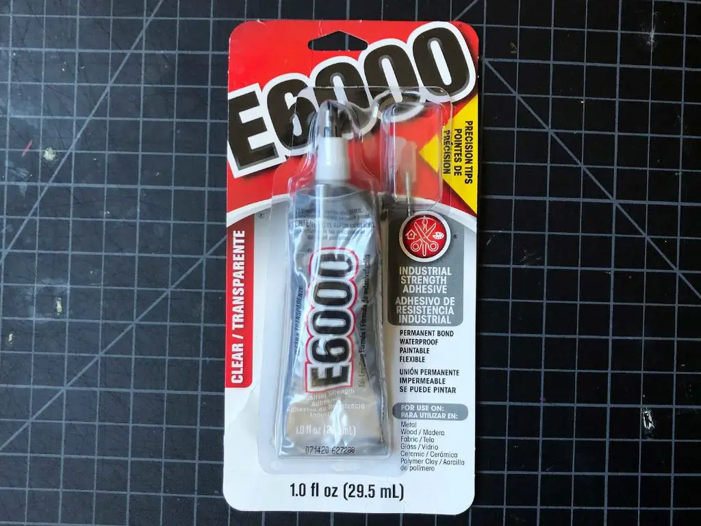 e6000 adhesive forms strong, flexible bonds on ceramics like porcelain and ceramic tile