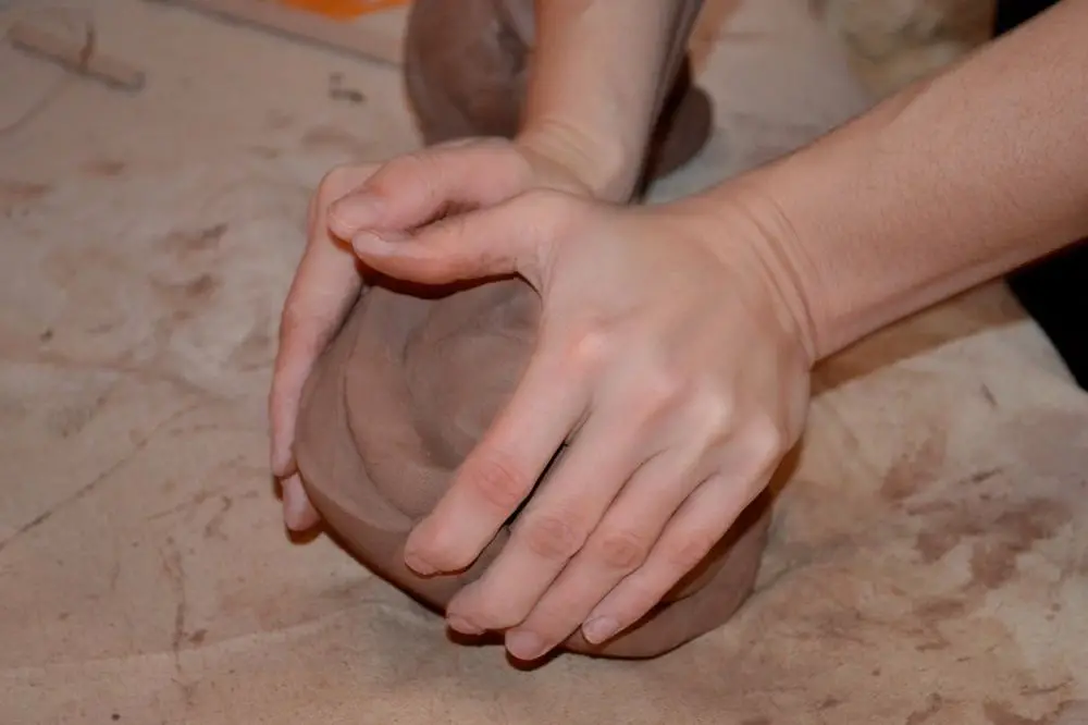 kneading and wedging clay