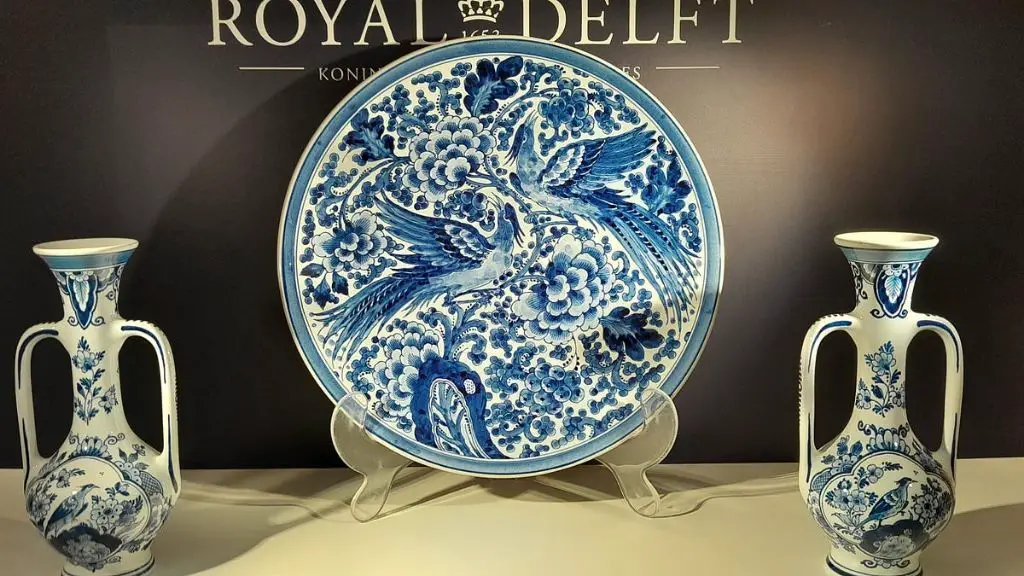 mid 17th century marked a period of growth and innovation for delft pottery.