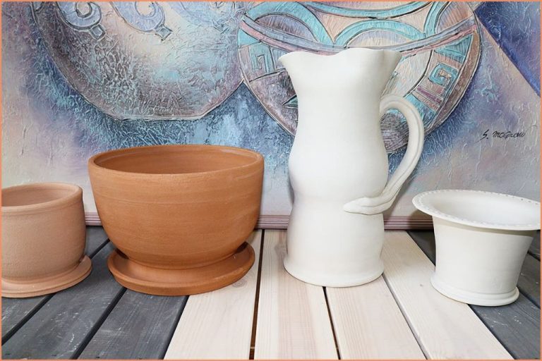 Is Porcelain Heat Better Than Stoneware?