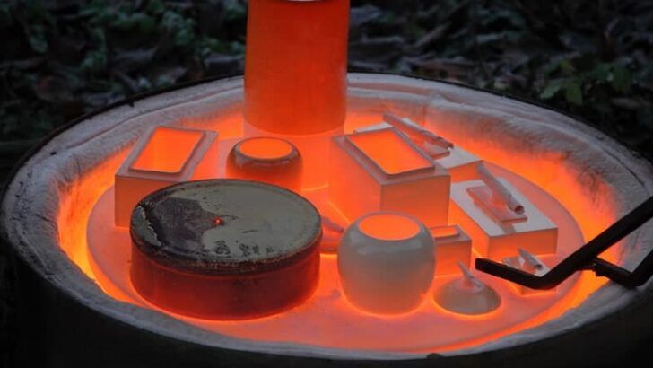 raku firing releases concerning toxins like heavy metals and carbon monoxide