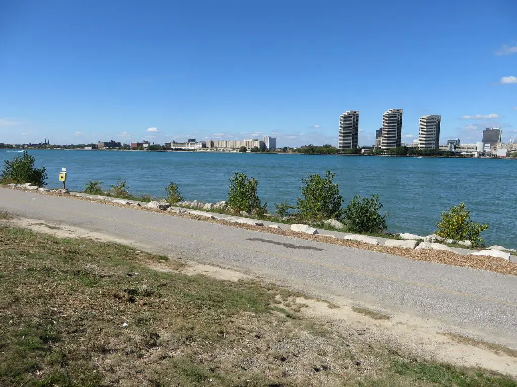 the detroit river separates detroit, michigan from windsor, ontario by less than a mile.