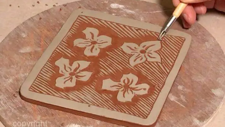 How Do You Create The Sgraffito Technique?