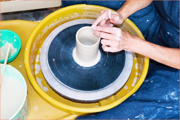 What Is The Difference Between Throwing And Handbuilding Pottery?