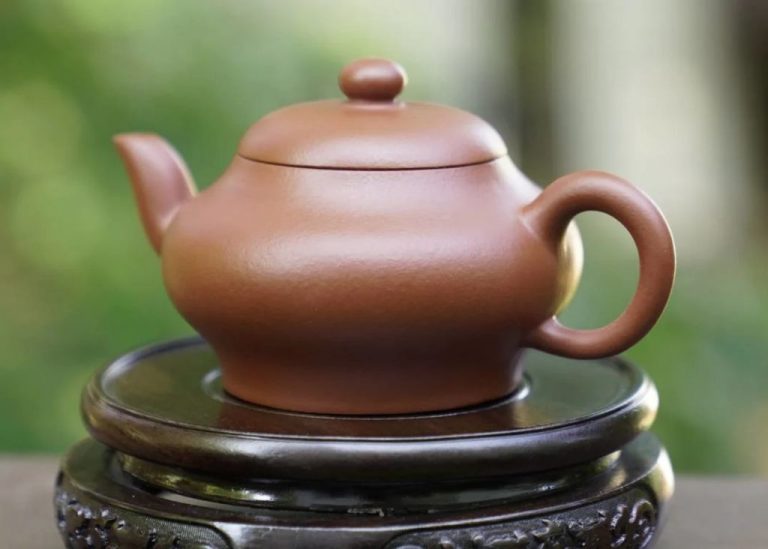 Can You Boil Water In A Clay Teapot?