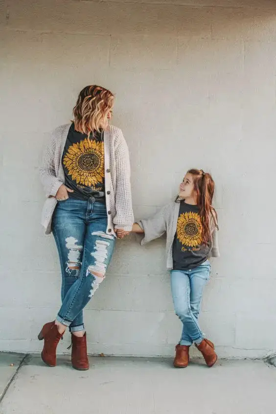 35 Mom And Daughter Picture Ideas: Creating Memories Together