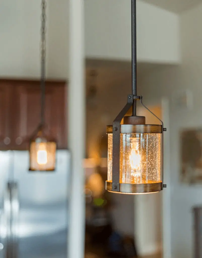 Lighting fixtures