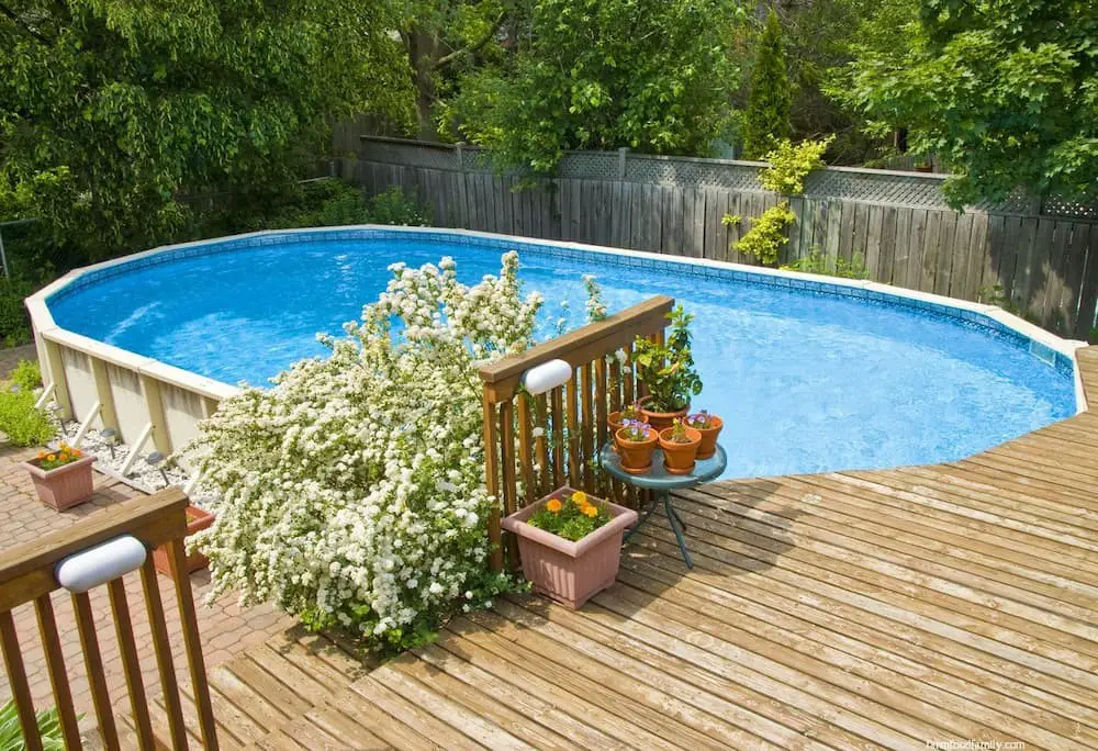 Pool landscaping ideas