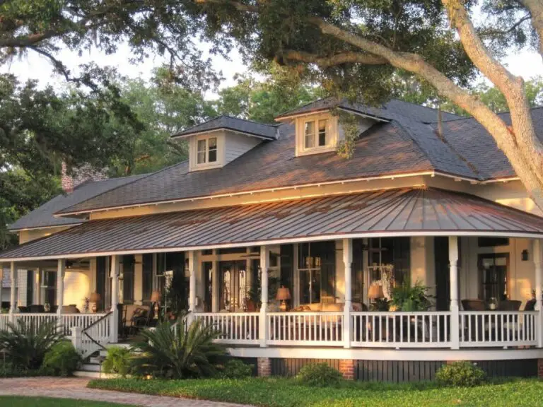 17 Different Types Of Porches (With Pictures)