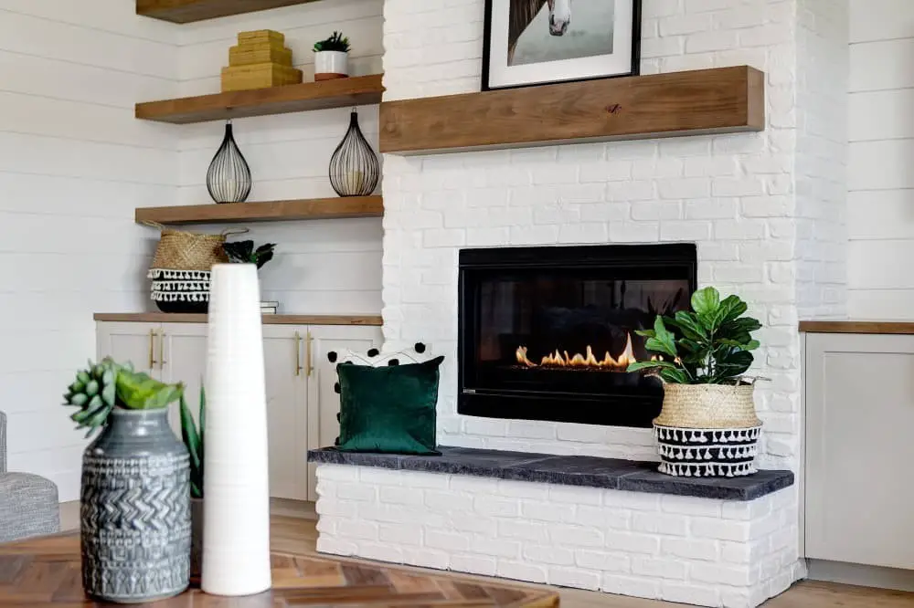 Modern farmhouse gas fireplace ideas.