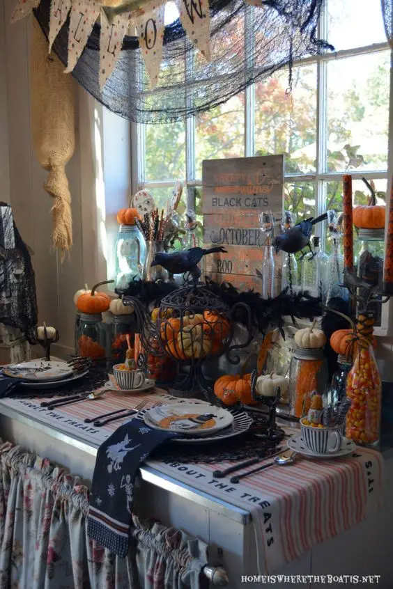 More Haunted Halloween Party Decoration Ideas