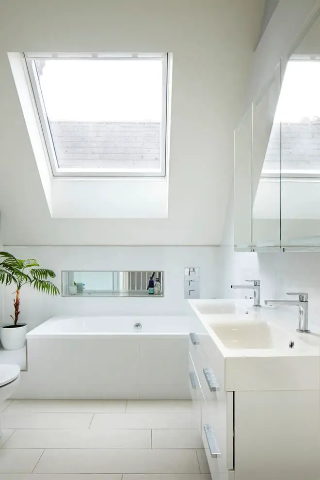 The perfectly white bathroom