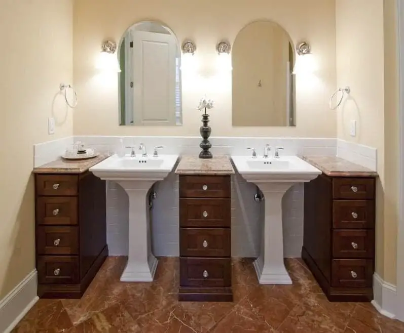 Columned sinks