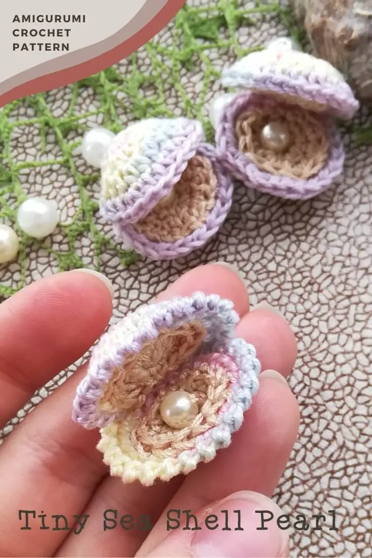 Amigurumi Clam