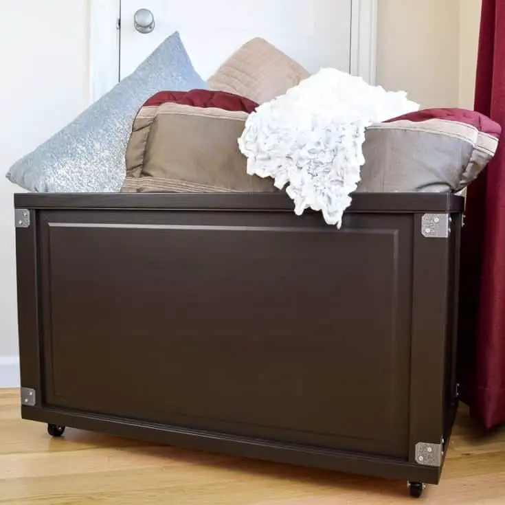 Blanket Storage Box on Wheels