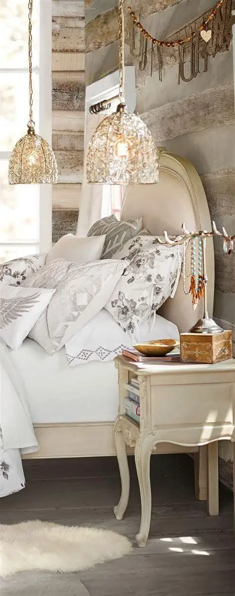 #19. Vintage bedroom for teens