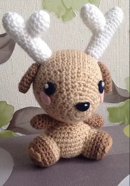 Amigurumi deer