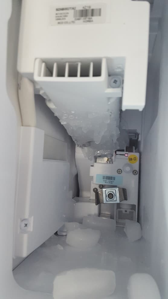 5 Reasons For Samsung Refrigerator Ice Maker Not Working (How To Fix)