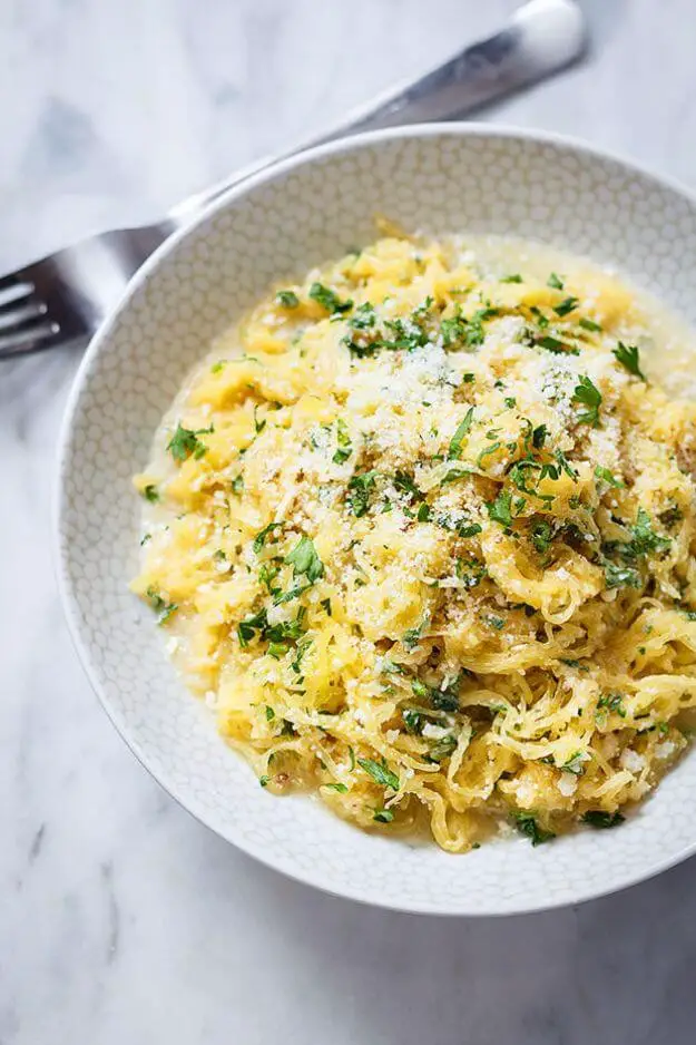 Parmesan Garlic Spaghetti Squash