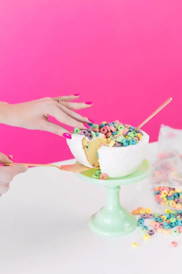 DIY Cereal Bowl Cake