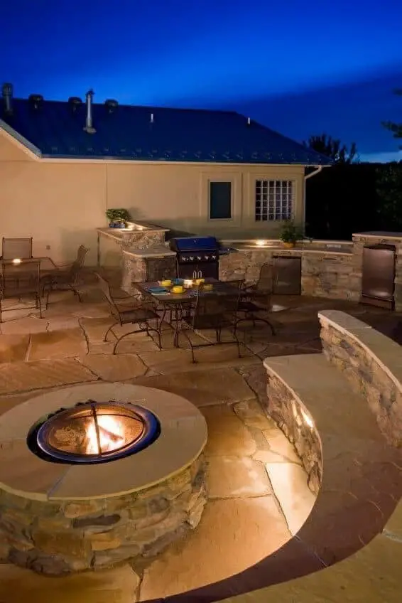 31+ Creative Diy Deck Fire Pit Ideas And Designs (With Pictures)