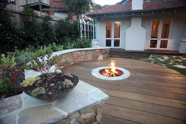 Sunken gas fire pit