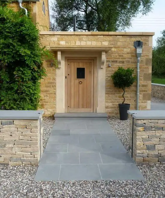 Sandstone Tiles on Dry Weather