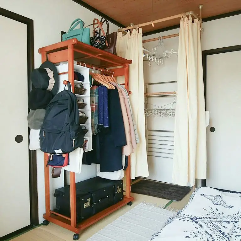 Laundry Drying Corner