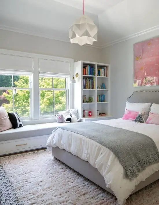 What Color Bedding Goes With Gray Walls? (21 Options)