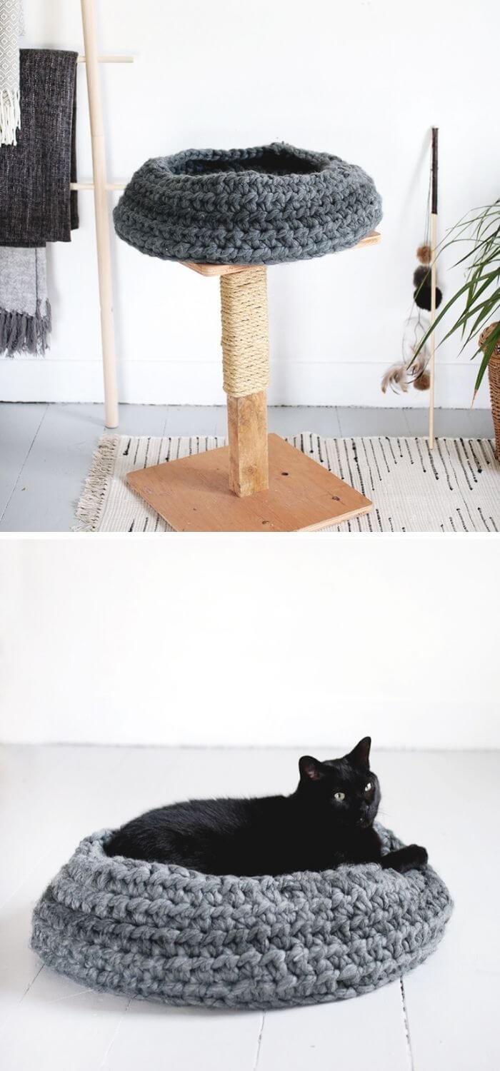 DIY chunky knitted cat bed