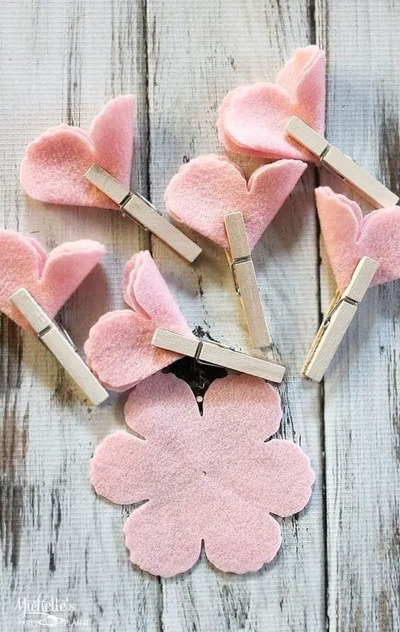 Felt flower cut-outs