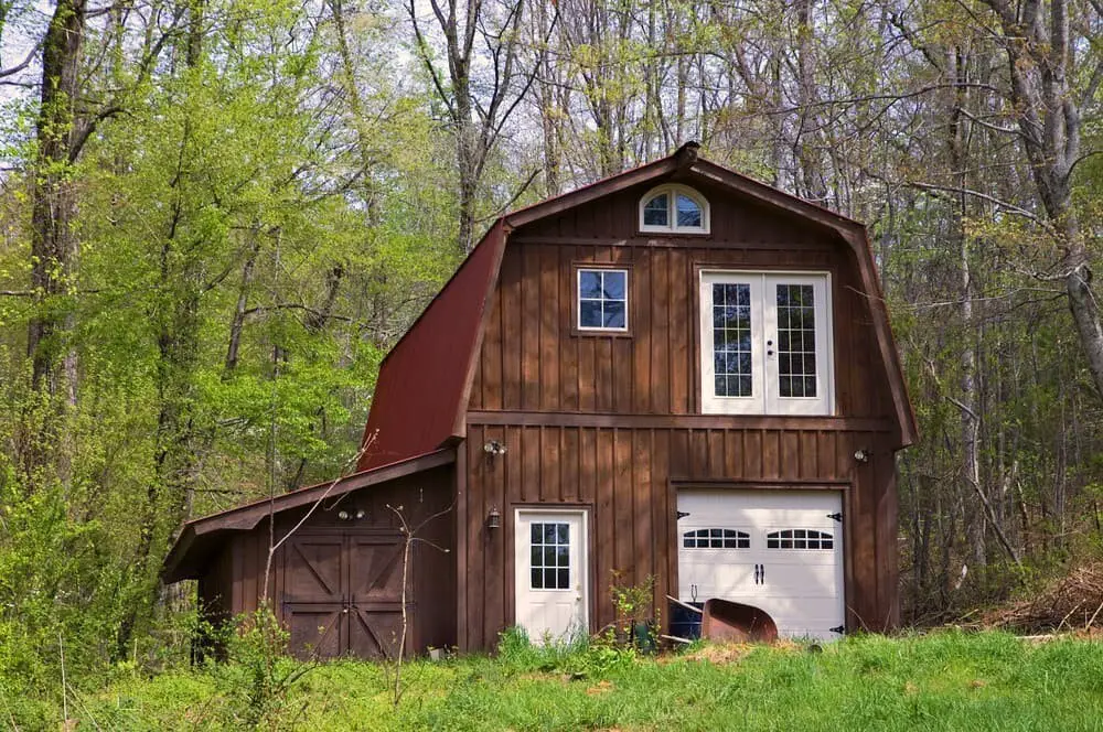 Barn garage