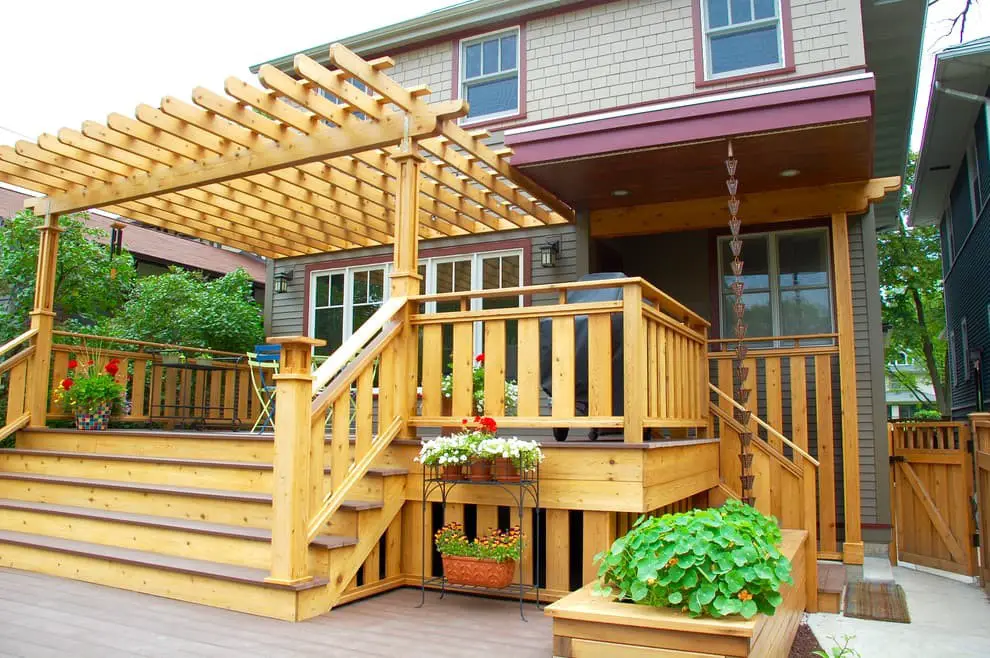 Craftsman-Style deck