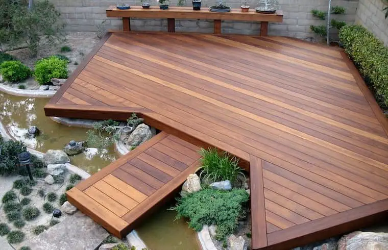 Modern floating deck