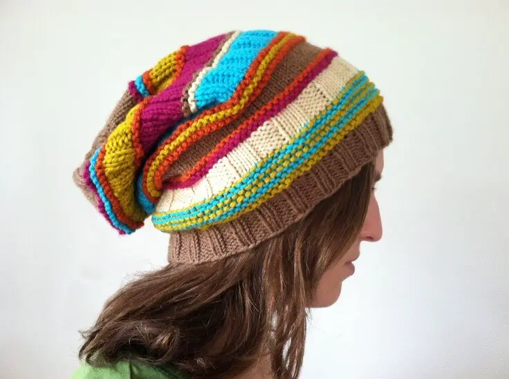 Multi-color knit hat pattern