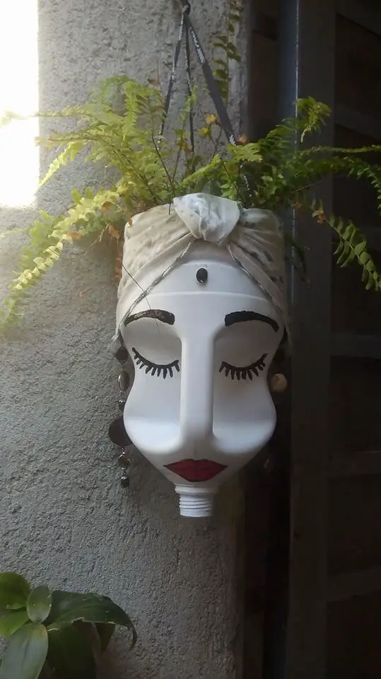 Indian Bottle Face