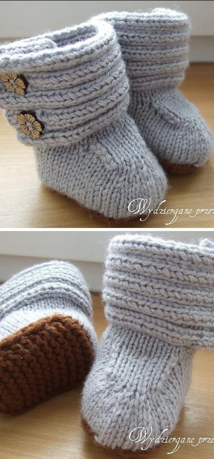 Baby booties with an upper wrap