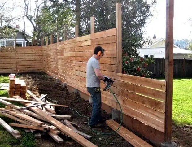 Perfectly Straight Fence