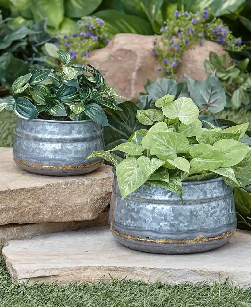 DIY Galvanized Metal Flower Pots