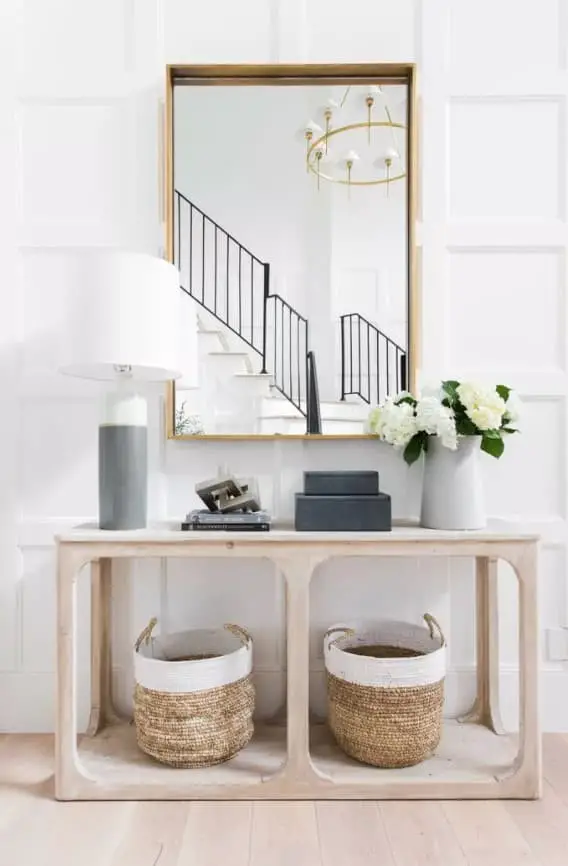 Modern Foyer Table entryway