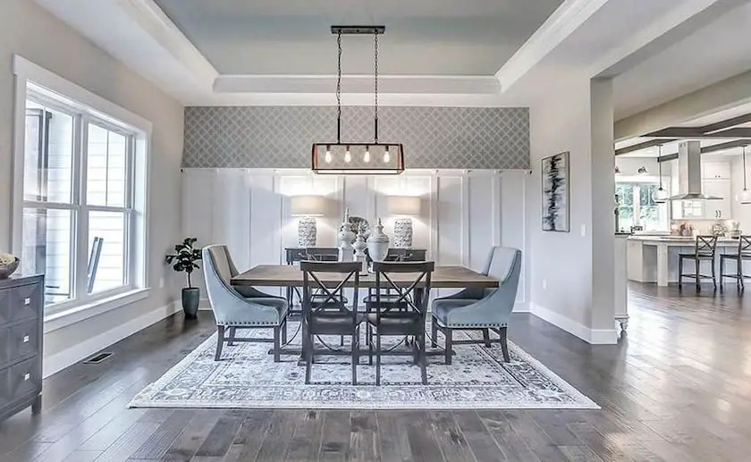 Dining room tray ceiling